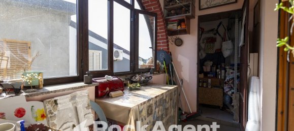 4 rooms Apartment in Borgia, Italy No. 182651 16