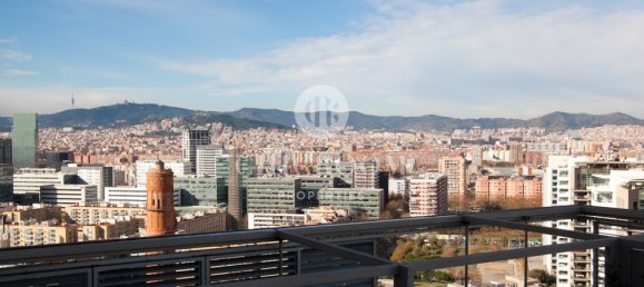 Apartamento de 3 dormitorios en Sant Martí, Spain No. 84590 4