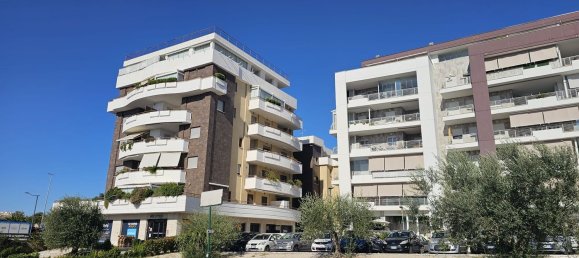 2 bedrooms Apartment in Rome, Italy No. 310791 3