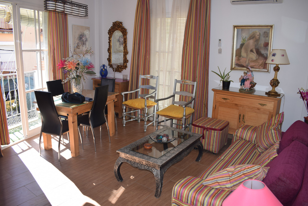 Apartamento de 2 dormitorios en Málaga, Spain No. 85371