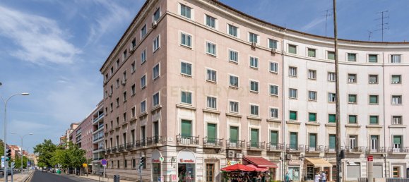 Apartamento de 4 dormitorios en Lisbon, Portugal No. 90101 28