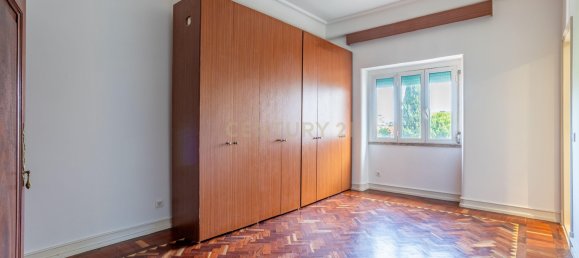 Apartamento de 4 dormitorios en Lisbon, Portugal No. 90101 18
