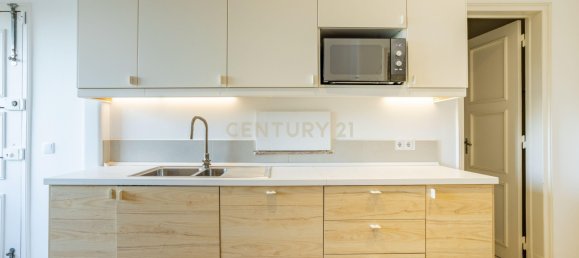 Apartamento de 4 dormitorios en Lisbon, Portugal No. 90101 11