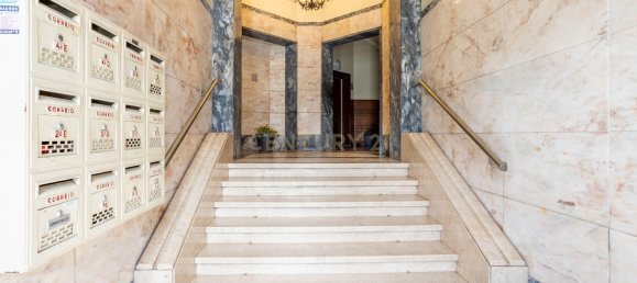 Apartamento de 4 dormitorios en Lisbon, Portugal No. 90101 24