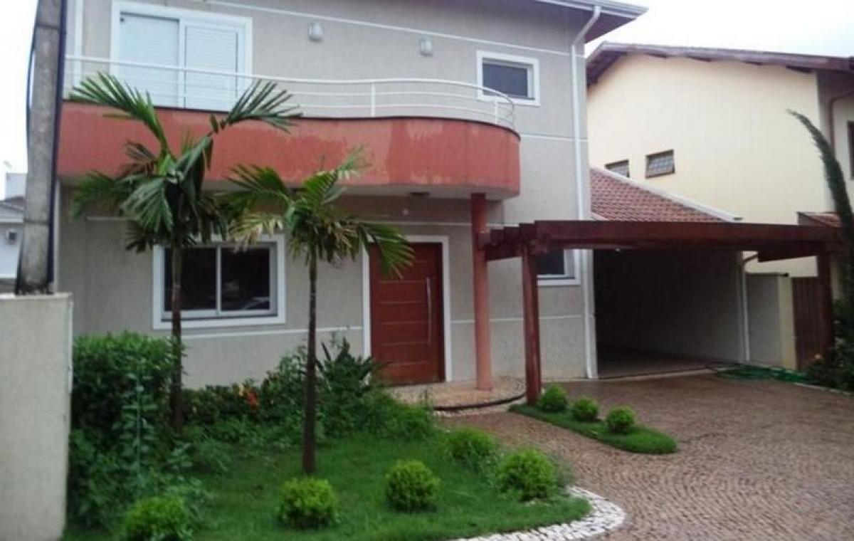 Casa de 3 dormitorios en Sao Paulo, Brazil No. 438657