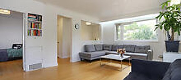 3 bedrooms House in Toronto, Canada No. 1 5