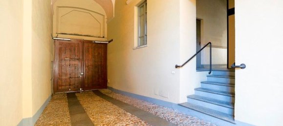 Dúplex de 2 habitaciónes en Asti, Italy No. 45424 21