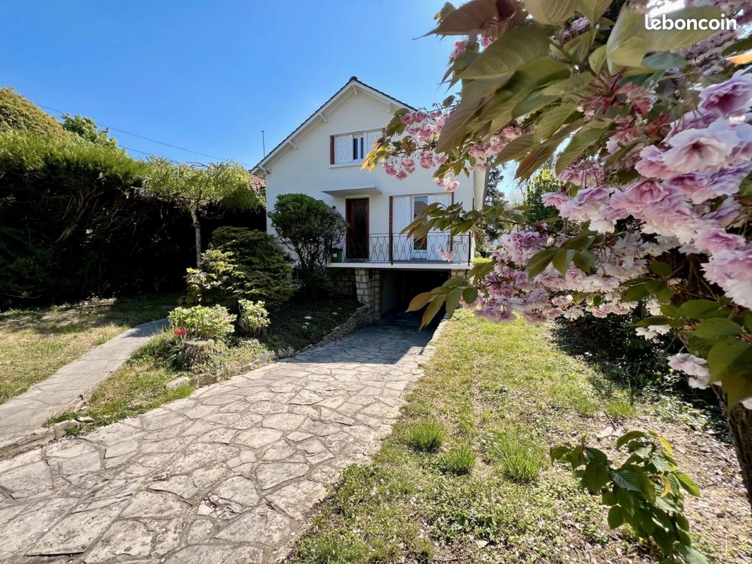 6 chambres Maison à Saint-Leu-la-Forêt, France No. 302522