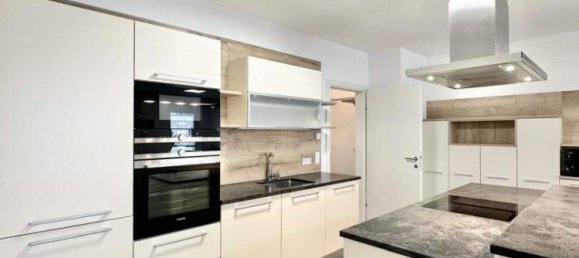 4-salle Appartement à Lanzendorf, Austria No. 210498 2