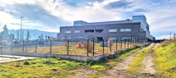 3456m² Warehouse in Perugia, Italy No. 324863 5