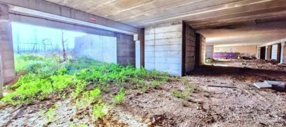 3456m² Warehouse in Perugia, Italy No. 324863 9