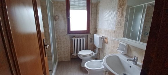 3 rooms Apartment in Rimini, Italy No. 210042 6