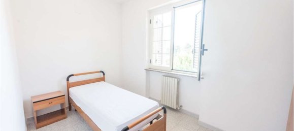 Квартира с 4 комнатами в Рошано, Италия № 257968 22