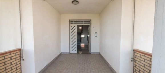 Квартира с 4 комнатами в Рошано, Италия № 257968 5