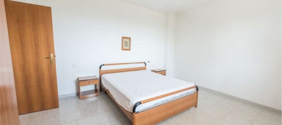 Квартира с 4 комнатами в Рошано, Италия № 257968 19