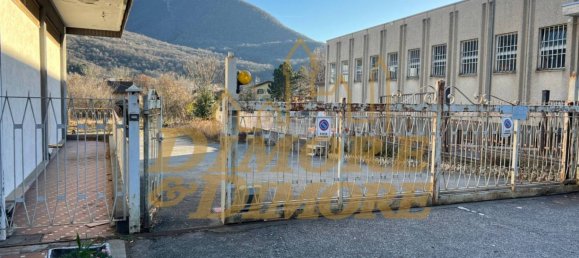 5 rooms Commercial property in Cuveglio, Italy No. 69593 26