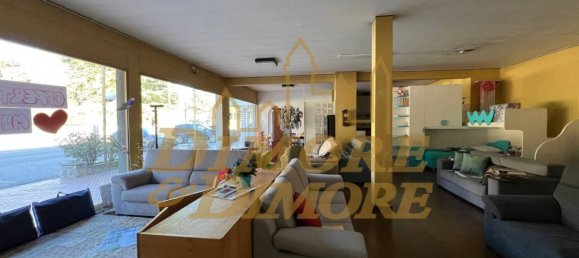 5 rooms Commercial property in Cuveglio, Italy No. 69593 8