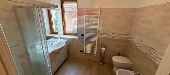 Apartamento de 2 dormitorios en Magnago, Italy No. 379333 17