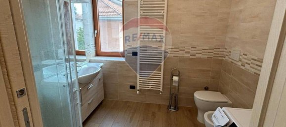 Apartamento de 2 dormitorios en Magnago, Italy No. 379333 19