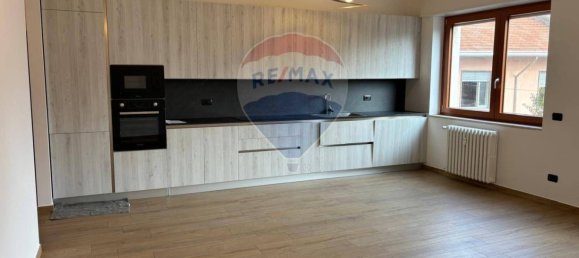 Apartamento de 2 dormitorios en Magnago, Italy No. 379333 11