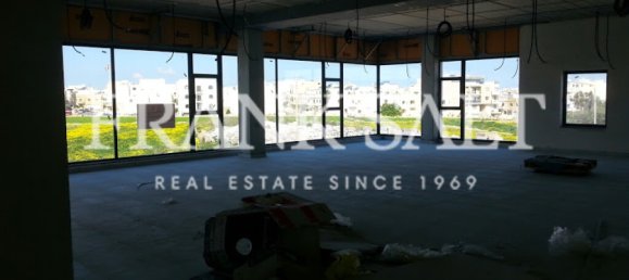 210m² Office in Mosta, Malta No. 11855 3
