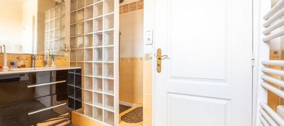 3 chambres Maison à Fontenay-le-Comte, France No. 286295 6