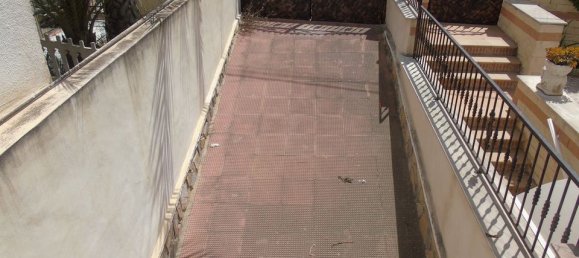 Villa de 4 dormitorios en Benijófar, Spain No. 176619 32