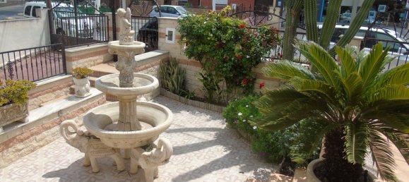 Villa de 4 dormitorios en Benijófar, Spain No. 176619 31