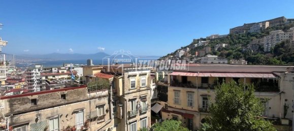 3 chambres Appartement à Naples, Italy No. 299242 3