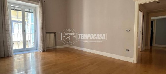 3 chambres Appartement à Naples, Italy No. 299242 13