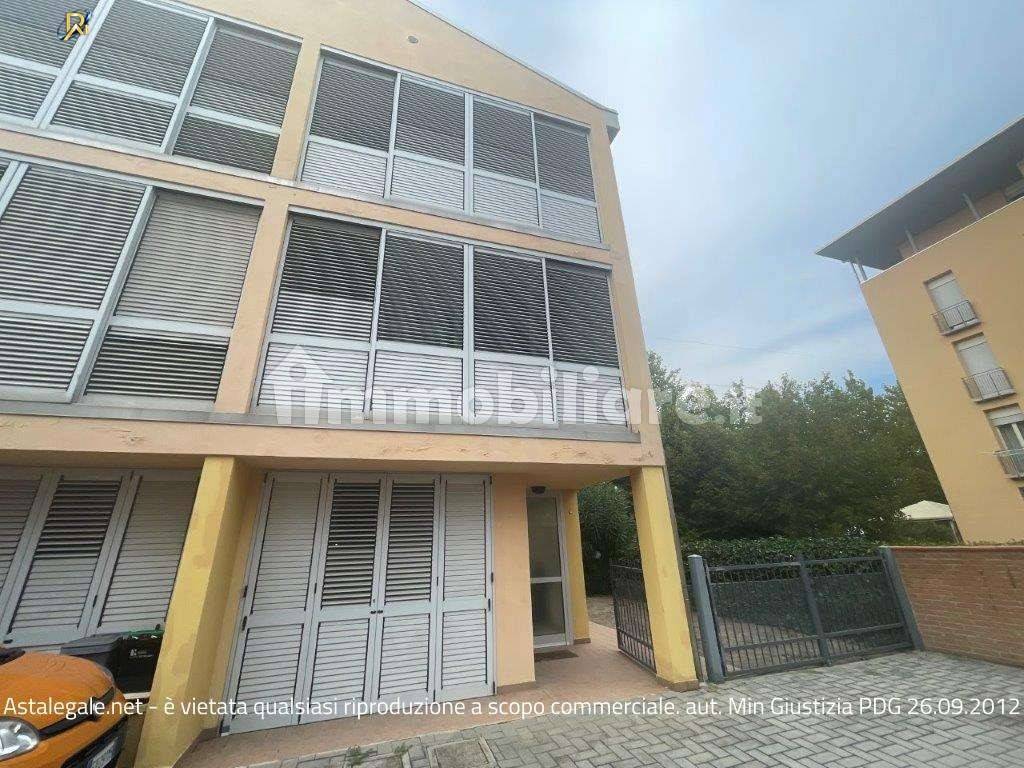 3 Schlafzimmer Villa in Faenza, Italy, Nr. 96228