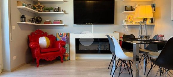 2 bedrooms Apartment in Rome, Italy No. 284613 3