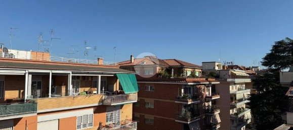 2 bedrooms Apartment in Rome, Italy No. 284613 5