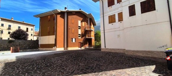 3 rooms Apartment in Campo di Giove, Italy No. 152390 4