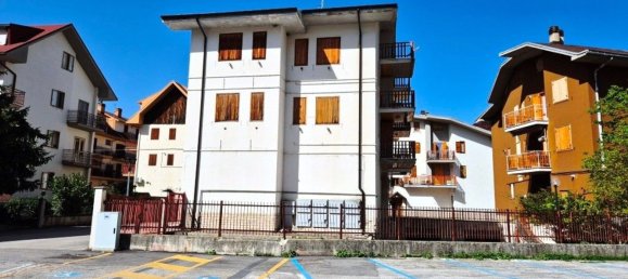3 rooms Apartment in Campo di Giove, Italy No. 152390 2