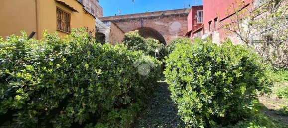 2 bedrooms Apartment in Naples, Italy No. 319855 3