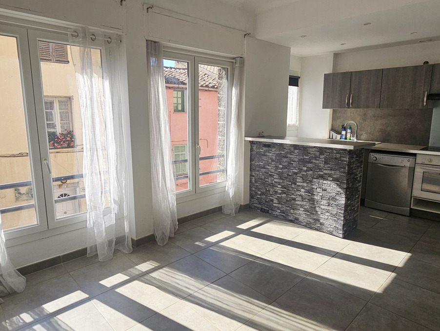 2 rooms Apartment in Bagnols-en-Foret, France No. 294329