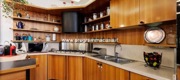 4 Schlafzimmer Villa in Segrate, Italy, Nr. 296847 19