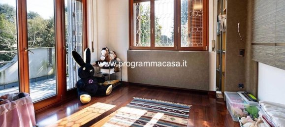 4 Schlafzimmer Villa in Segrate, Italy, Nr. 296847 37