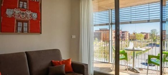 Apartamento de 2 dormitorios en Wattrelos, France No. 229161 2