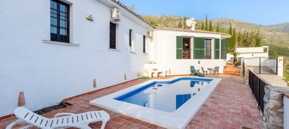 4 bedrooms Villa in Mijas, Spain No. 55627 3