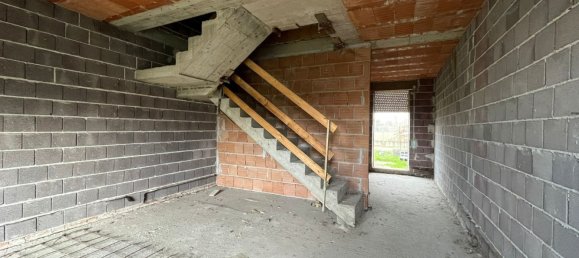 3 rooms House in Porto Viro, Italy No. 77189 25