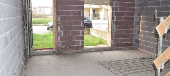 3 rooms House in Porto Viro, Italy No. 77189 17