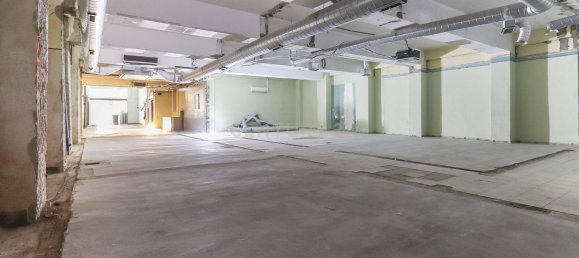 908m² Office in Lisbon, Portugal No. 11822 7