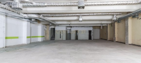 908m² Office in Lisbon, Portugal No. 11822 14