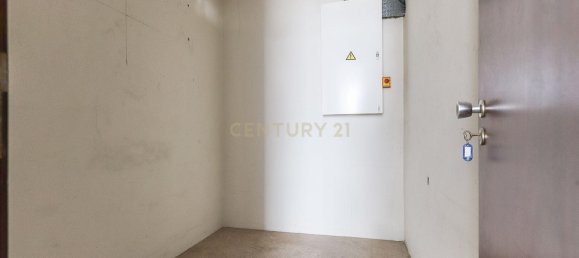 908m² Office in Lisbon, Portugal No. 11822 19