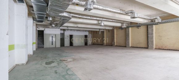 908m² Office in Lisbon, Portugal No. 11822 15