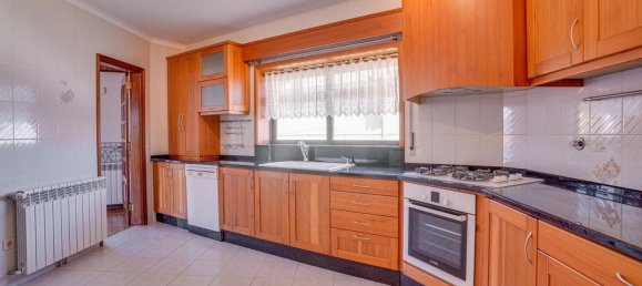 Дом с 4 спальнями в Сан Жасинту, Португалия № 22553 8