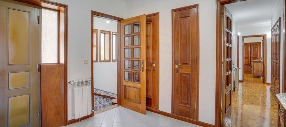 Дом с 4 спальнями в Сан Жасинту, Португалия № 22553 43