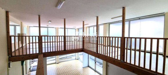 Коммерческая недвижимость с 2 комнатами в Мори, Италия № 103464 4